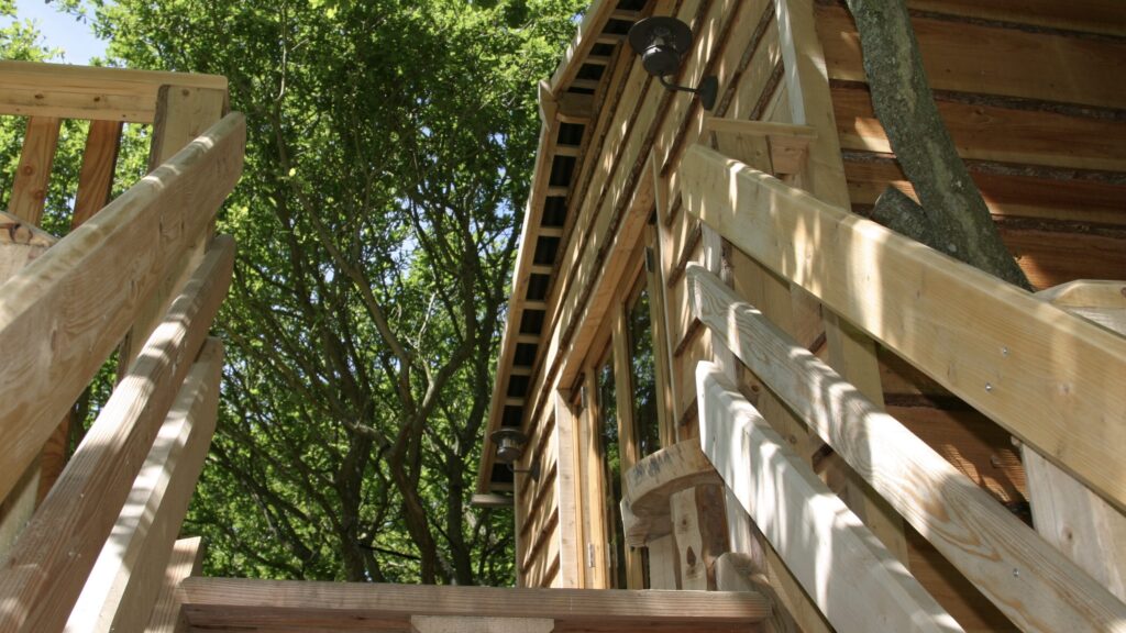 Home Roost treehouse